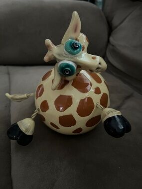 Exhart vintage Round Ceramic Giraffe Figurine in Cream, Brown,  Teal Eyes bobble